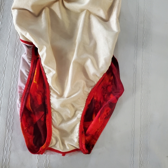 VTG Speedo Black Red Shark Peekaboo Back 1 Piece Hi- Cut Swimsuit Size 34(S)Jr. - Picture 6 of 10